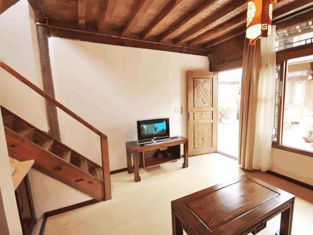 Golden Waterfront Inn Lijiang  Exterior foto